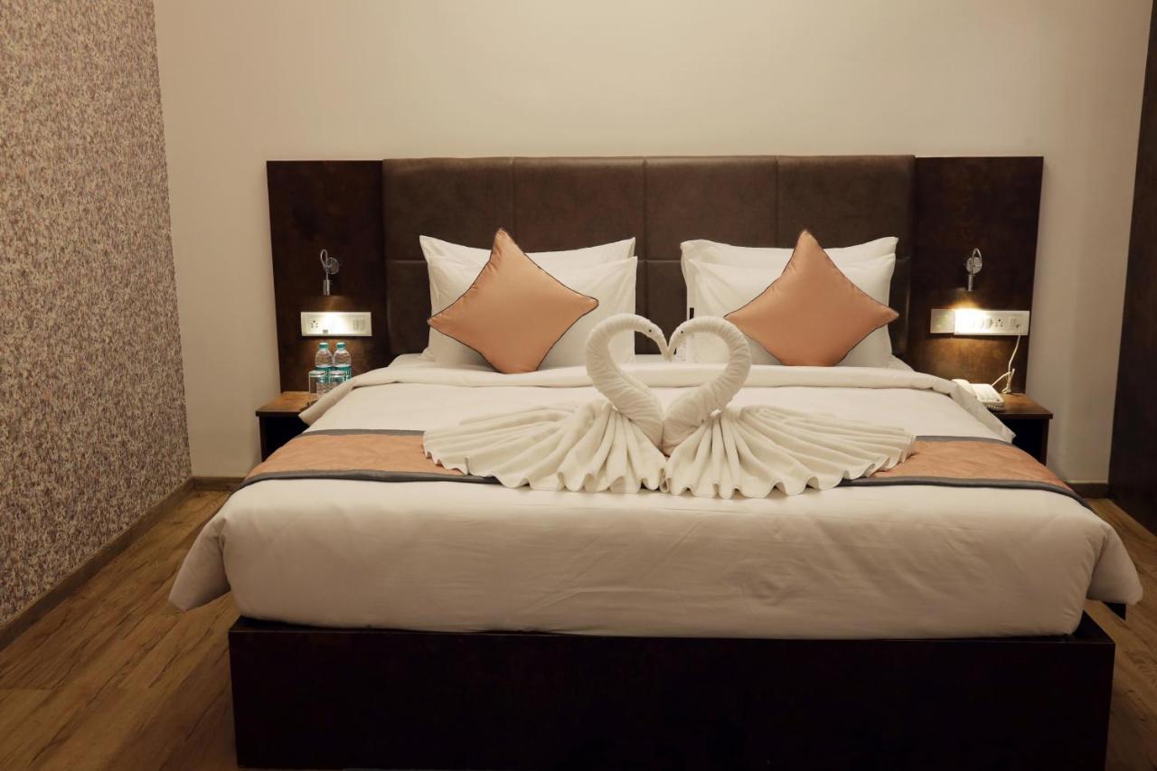 Rv Stay Inn Yelahanka المظهر الخارجي الصورة